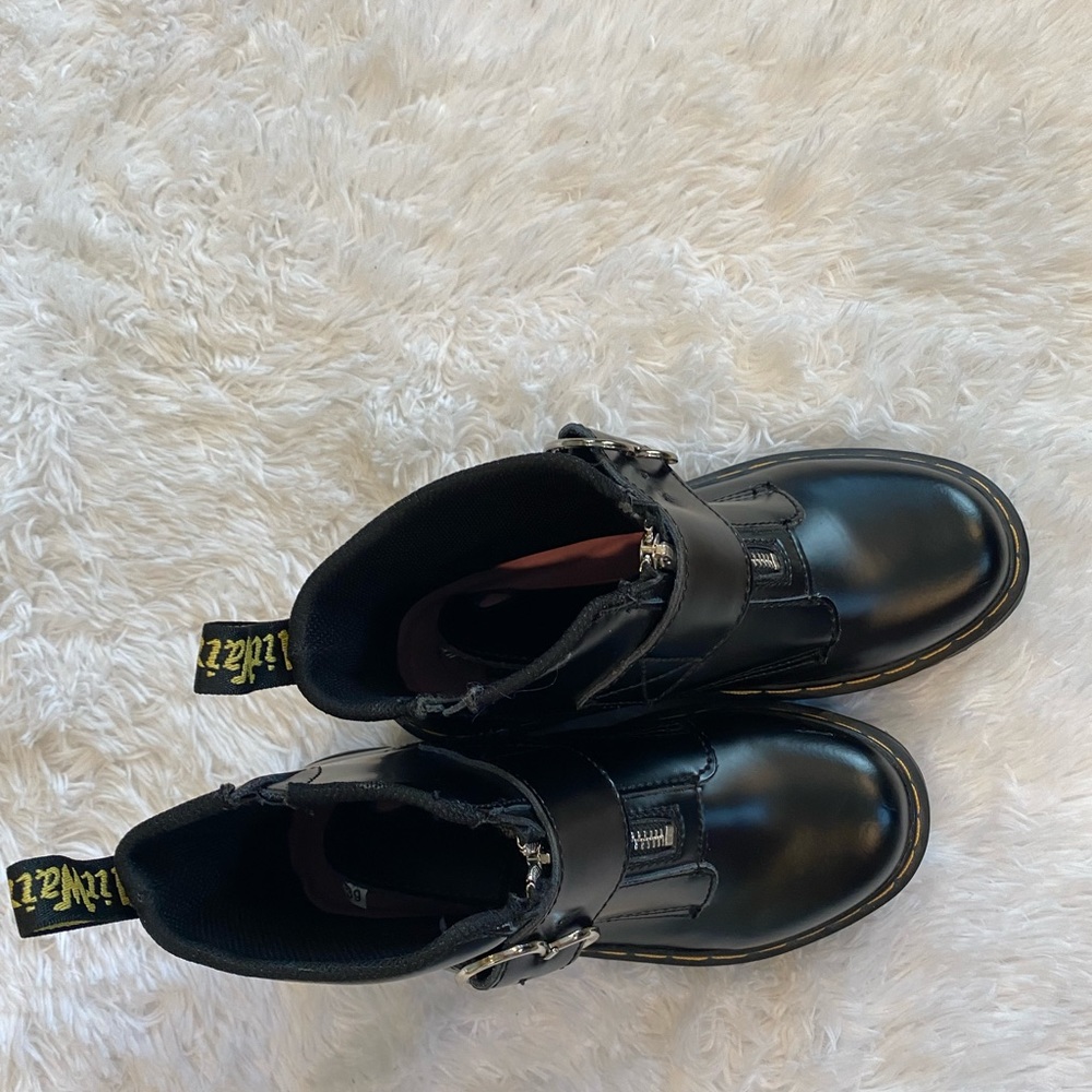 Dr.Marten Heart Leather Platform Boots! - Picture 9 of 9
